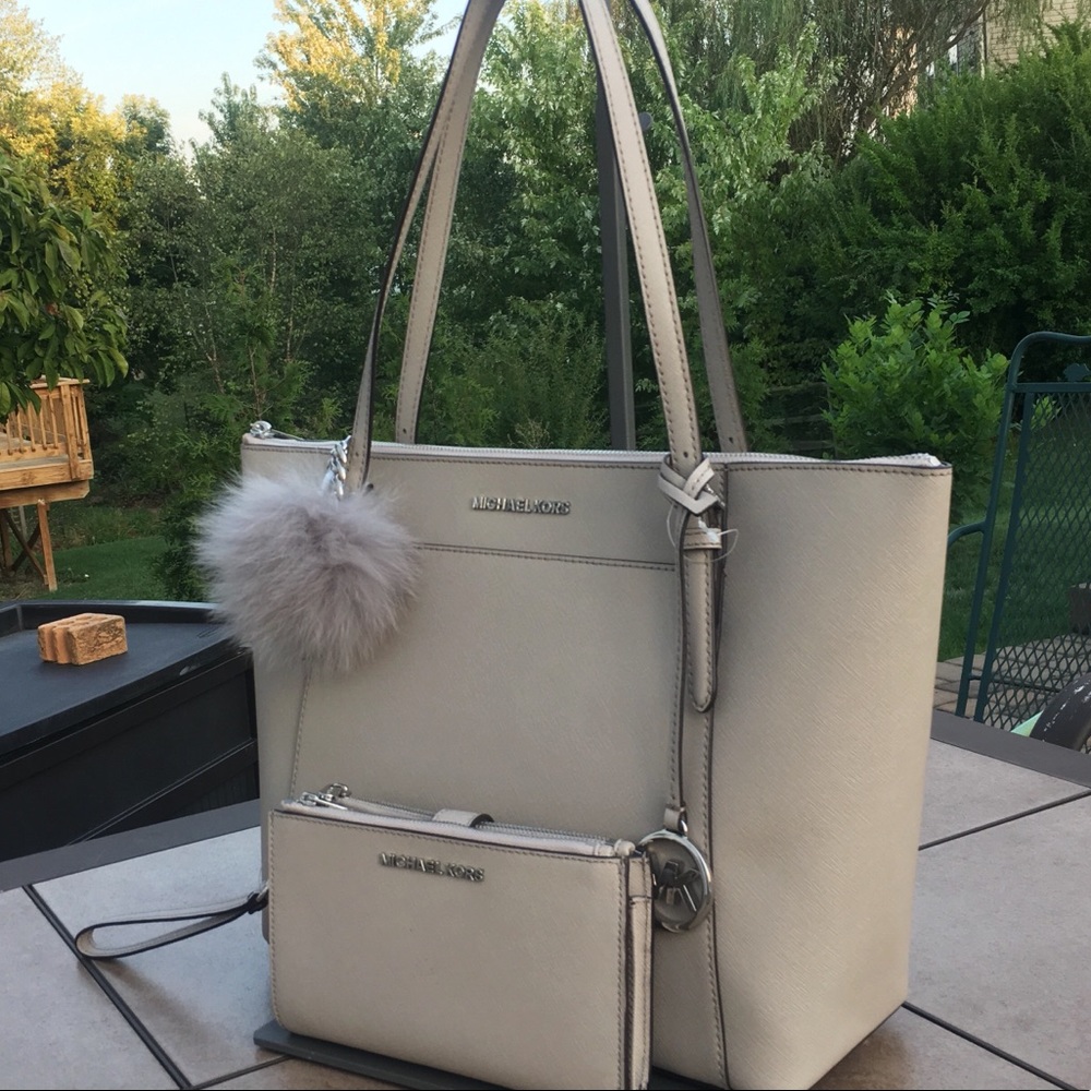 NWT 3PCS Michael Kors Ciara Tote Wallet Charms - Picture 2 of 5